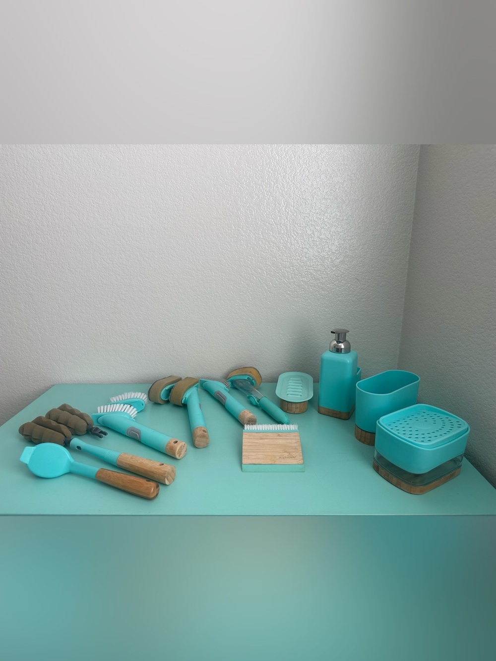 SIMPLEMADE Kitchen bamboo/silicone set of 14 items new & used with replacements